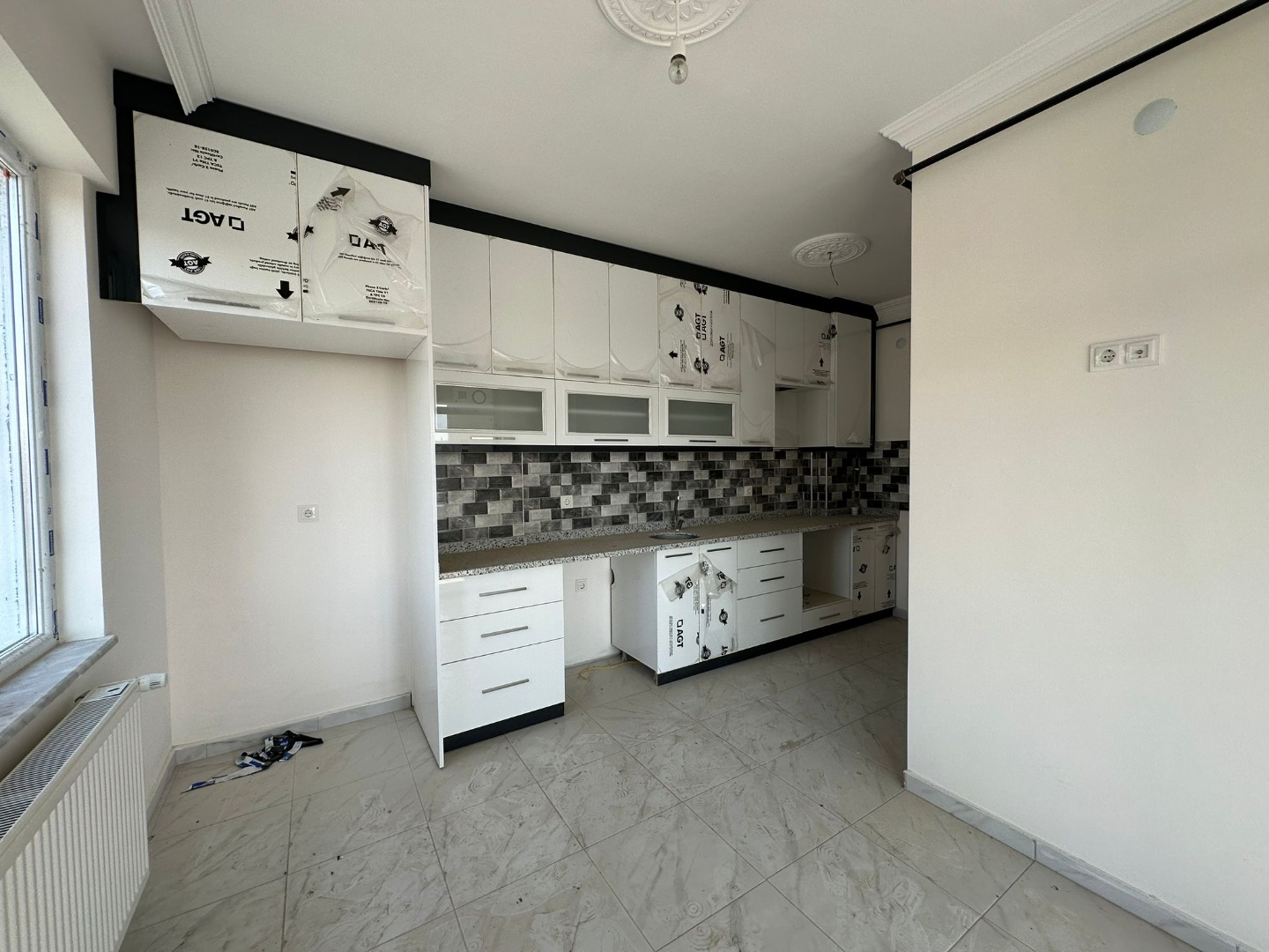 KAYSERİ DEVELİ BAHÇELİEVLER MAHALLESİNDE SATILIK SIFIR DAİRE